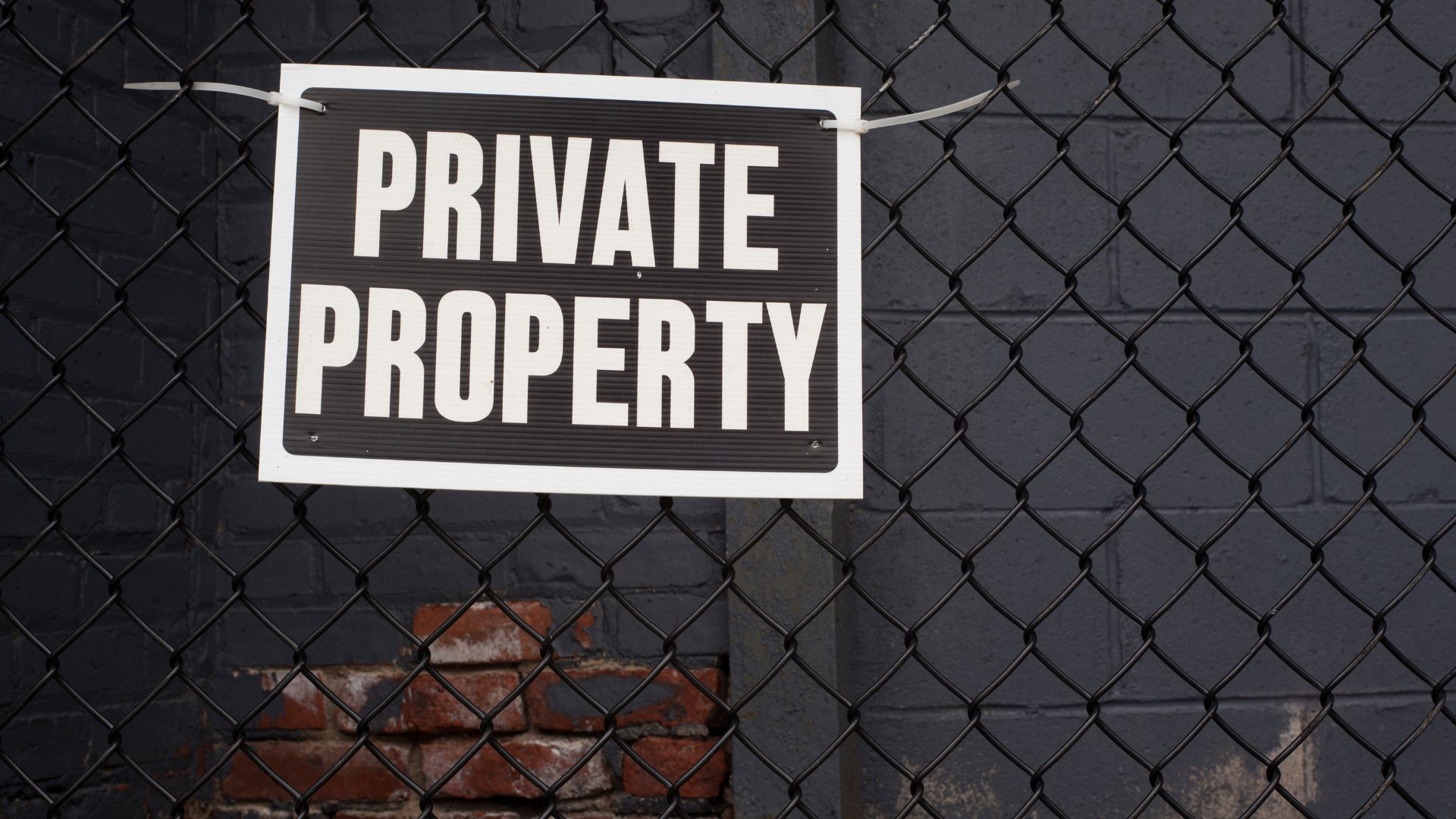 How Miami Trespassing Attorneys Handle Cases Involving Private Property Disputes